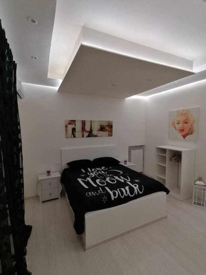 Maison Rinaldi Srl Bari Bilik gambar